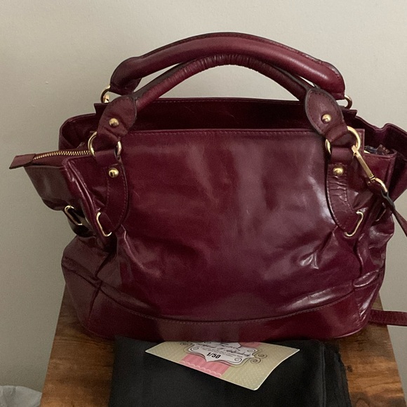 Luxurious Burgundy Leather Tote Bag - Picture 3 of 7